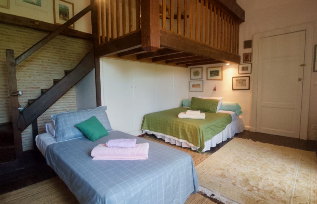 family_bedroom_mezzanine family bedroom